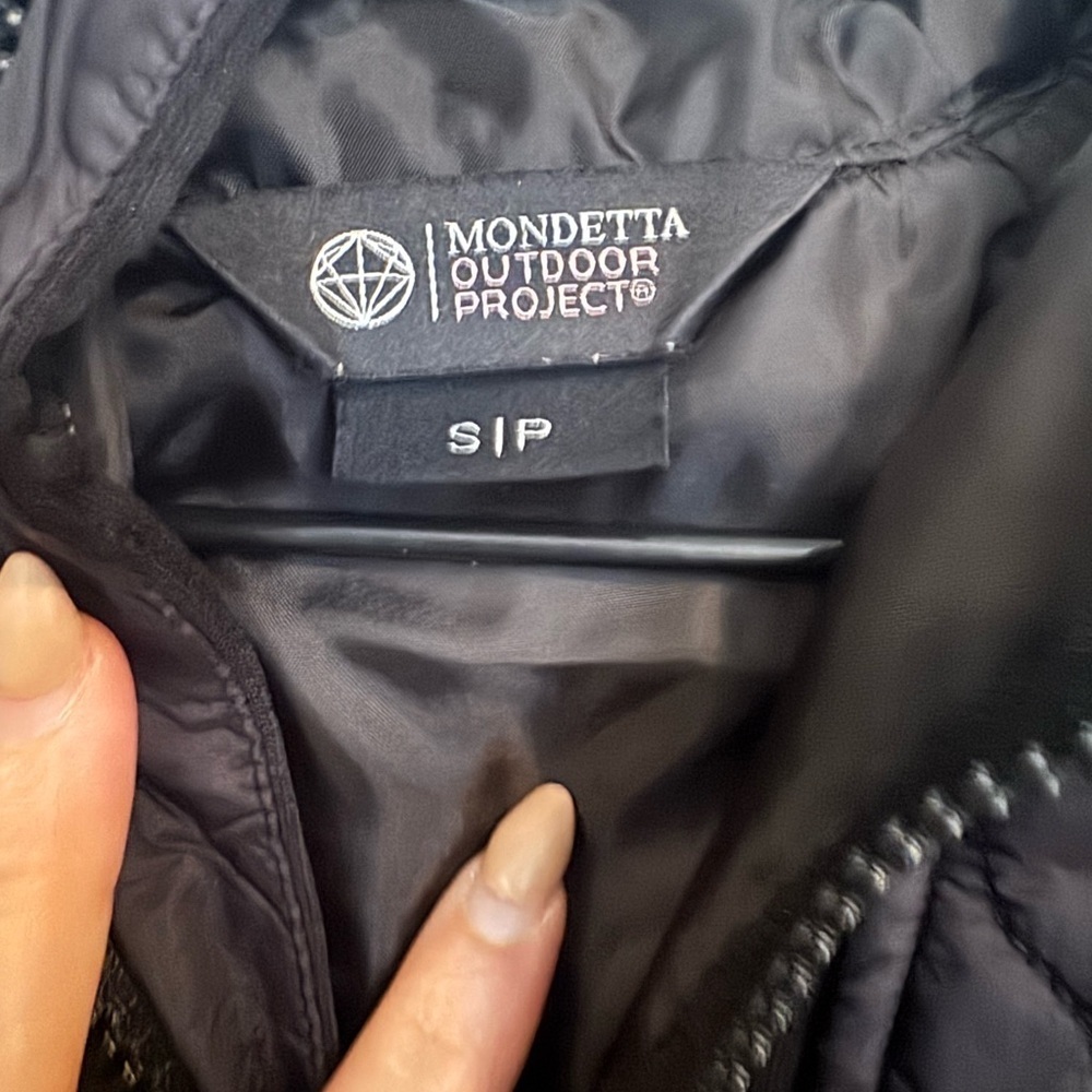 Mondetta Women's Black Quilted Ski Jacket Size Small - Picture 2 of 2